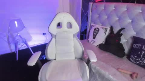 victoria_floyd1 online show from November 2025 08:12:01 PM