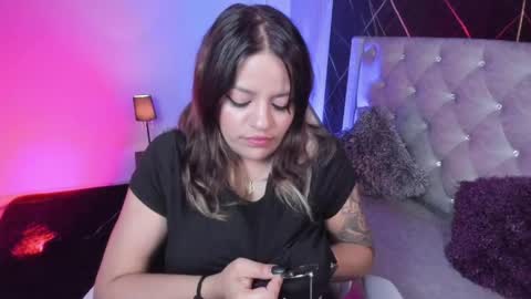 victoria_floyd1 online show from May 2026 09:30:02 PM