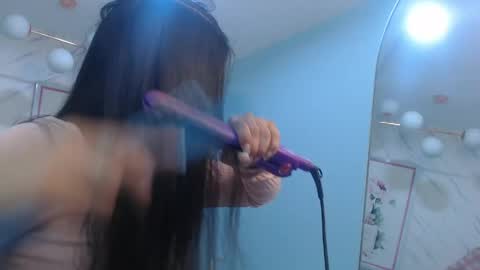Victoria online show from April 2026 01:02:02 PM