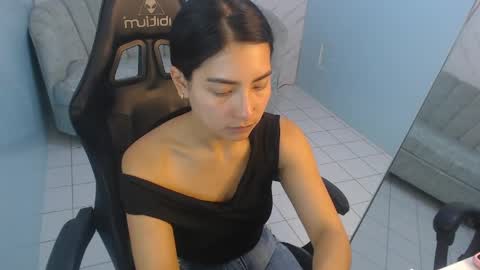 Victoria online show from April 2026 01:41:02 PM