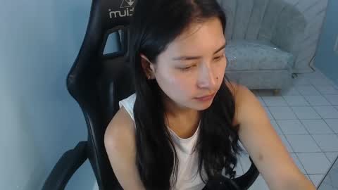 Victoria online show from May 2026 01:05:01 PM