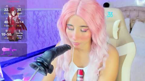 Victoria Houston  online show from October 2025 02:10:01 PM