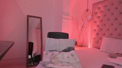 Snapshot of victoria_kitt chatting on March 2025 10:20:01 PM victoria_kitt online show from March 2025 10:20:01 PM