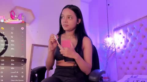 Snapshot of victoria_kitt chatting on September 2025 03:57:01 PM victoria_kitt online show from September 2025 03:57:01 PM