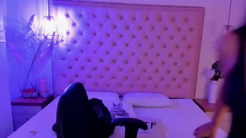 Snapshot of victoria_kitt chatting on September 2025 07:39:02 PM victoria_kitt online show from September 2025 07:39:02 PM