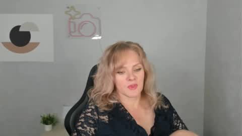Victoria My schedule for the week 2 GMT 3am-9am TuWeThFrSa online show from April 2026 01:12:01 AM