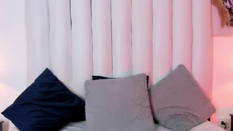 victoria_queen2 online show from April 2026 01:52:01 AM