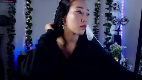 Snapshot of victoria_ricci_a chatting on October 2025 03:47:01 AM Victoria online show from October 2025 03:47:01 AM