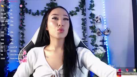 Snapshot of victoria_ricci_a chatting on November 2025 02:11:02 AM Victoria online show from November 2025 02:11:02 AM