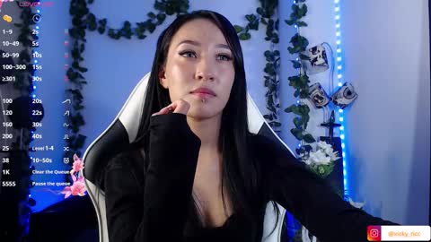 Snapshot of victoria_ricci_a chatting on November 2025 04:02:02 AM Victoria online show from November 2025 04:02:02 AM