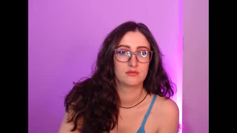 Snapshot of victoria_riider chatting on December 2024 07:54:02 PM Victoria online show from December 2024 07:54:02 PM