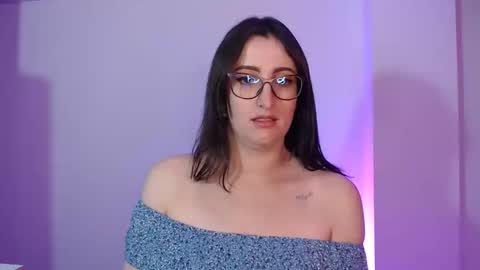 Snapshot of victoria_riider chatting on December 2024 07:30:02 PM Victoria online show from December 2024 07:30:02 PM