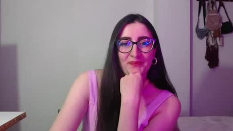 Victoria online show from February 2026 09:21:01 PM