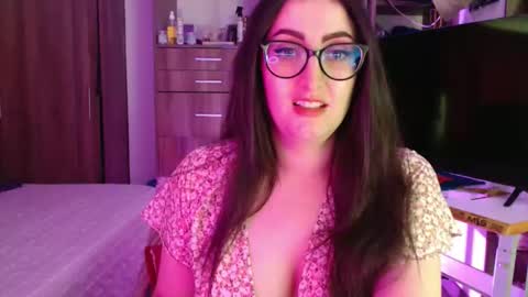 Victoria online show from May 2026 08:46:02 PM