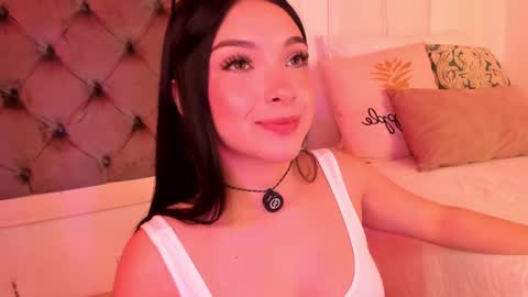 Snapshot of victoria_watsson chatting on September 2025 12:18:01 PM victoria_watsson online show from September 2025 12:18:01 PM