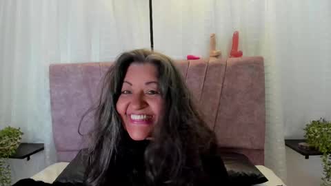 victoriaa_anderson_ online show from May 2026 06:24:02 PM