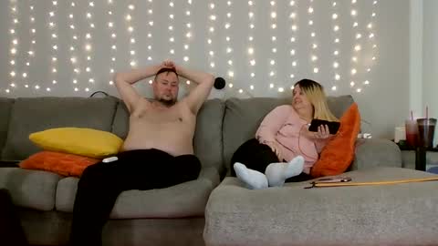 Victoria and Jesse online show from December 2024 12:34:01 PM