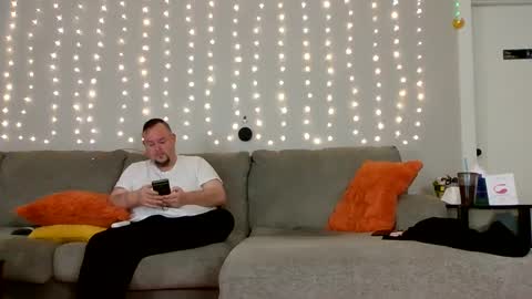 Victoria and Jesse online show from January 2025 09:47:02 AM