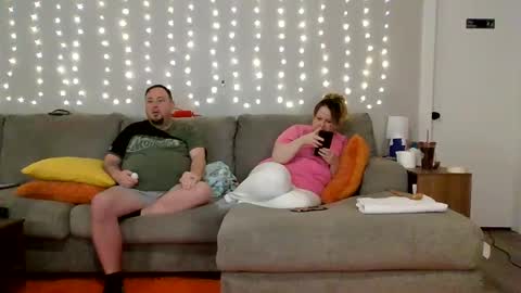 Victoria and Jesse online show from February 2025 09:56:01 AM