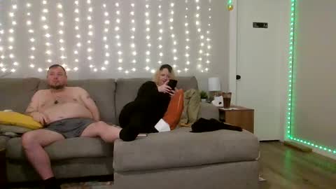 Victoria and Jesse online show from September 2025 02:33:01 AM