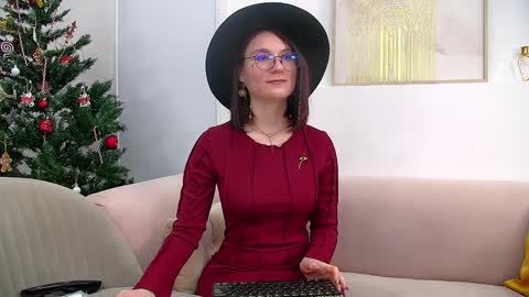 Victoria online show from December 2024 10:01:02 AM