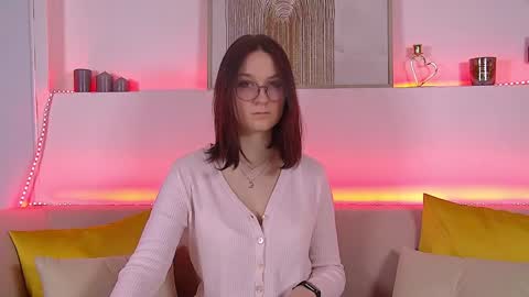 Victoria online show from February 2025 06:32:01 AM