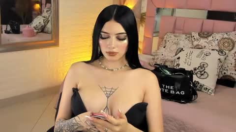 VICTORIA online show from January 2025 01:43:02 AM