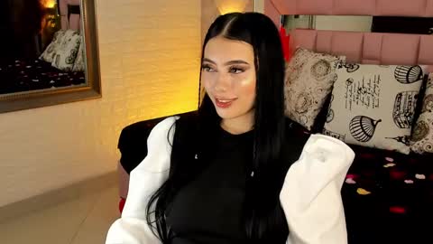 VICTORIA online show from February 2025 03:04:02 AM