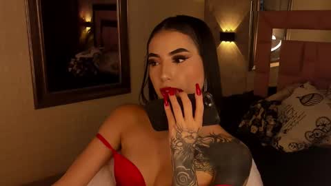 VICTORIA online show from February 2025 10:50:01 PM