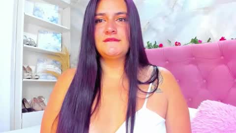 Snapshot of victoriaguzman_ chatting on November 2025 11:10:02 AM Victoria online show from November 2025 11:10:02 AM