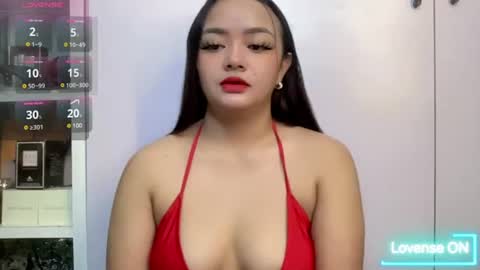 Snapshot of victoriaharper2 chatting on June 2026 02:08:01 PM Victoria Harper online show from June 2026 02:08:01 PM