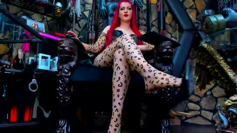 Snapshot of victoriaheller chatting on September 2025 06:06:01 AM Victoria Heller online show from September 2025 06:06:01 AM