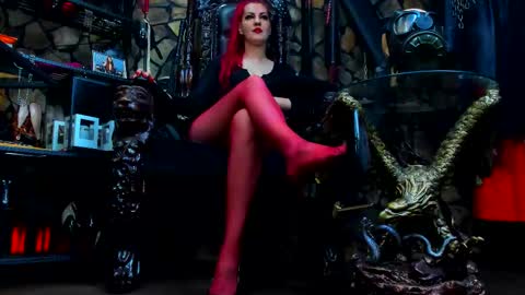 Snapshot of victoriaheller chatting on September 2025 04:39:02 AM Victoria Heller online show from September 2025 04:39:02 AM