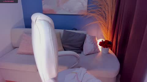 Snapshot of victorialeia chatting on December 2024 05:09:02 AM Victoria online show from December 2024 05:09:02 AM