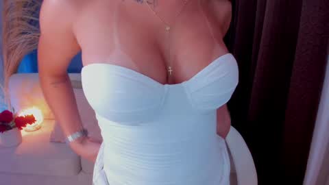 Snapshot of victorialeia chatting on February 2025 01:52:01 AM Victoria online show from February 2025 01:52:01 AM