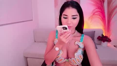 Snapshot of victorialeia chatting on October 2025 11:39:01 PM Victoria online show from October 2025 11:39:01 PM