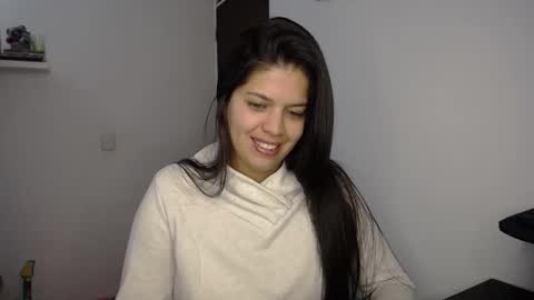 Snapshot of victorialg chatting on November 2025 07:35:01 PM victorialg online show from November 2025 07:35:01 PM