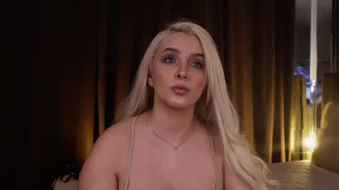 Snapshot of victoriamorrone chatting on February 2026 12:04:02 AM Diddy online show from February 2026 12:04:02 AM