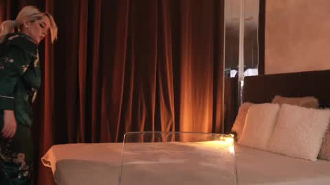 Snapshot of victoriamorrone chatting on March 2026 11:43:01 PM Diddy online show from March 2026 11:43:01 PM