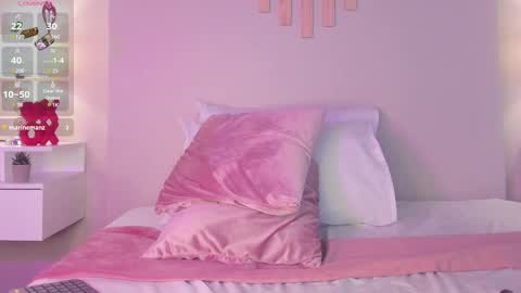 Snapshot of victorianoah_ chatting on February 2025 11:26:02 PM Victoria online show from February 2025 11:26:02 PM