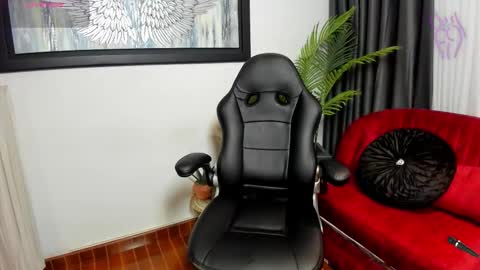 victoriapaker online show from February 2026 10:43:01 AM