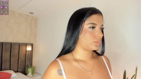 Snapshot of victoriaregia1 chatting on January 2025 10:41:02 AM Maria Victoria online show from January 2025 10:41:02 AM