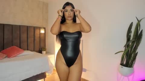 Snapshot of victoriaregia1 chatting on February 2025 11:35:02 AM Maria Victoria online show from February 2025 11:35:02 AM