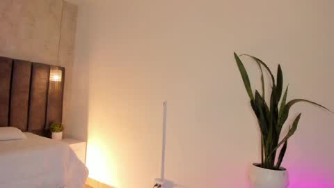 Snapshot of victoriaregia1 chatting on February 2025 11:31:01 AM Maria Victoria online show from February 2025 11:31:01 AM
