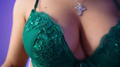 victoriarim online show from March 2026 06:52:02 AM