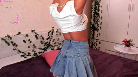 Snapshot of victoriawilder chatting on March 2026 04:01:02 PM Victoria online show from March 2026 04:01:02 PM