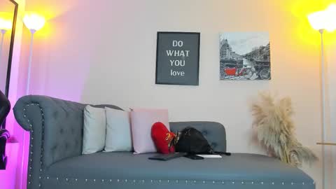 Victoriazans online show from March 2026 04:09:01 AM