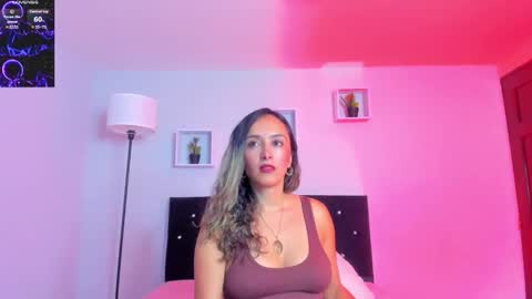 victoriia_rose_ online show from May 2026 02:33:02 PM