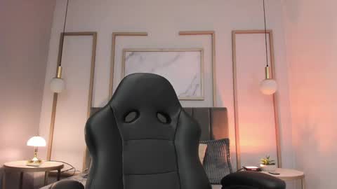 Victoria Vixen online show from April 2026 09:39:01 PM