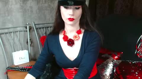 VictoryVega online show from December 2025 05:10:02 PM